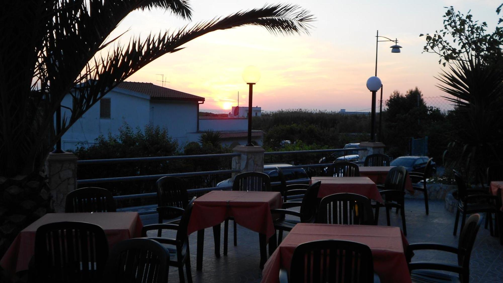 Hotel Piccolo Paradiso Peschici Exterior foto